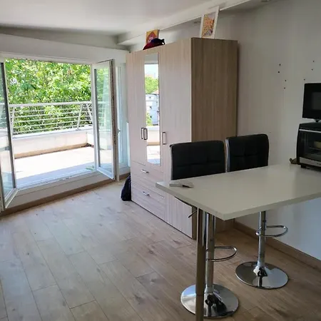 Loft Avec Terrasse, Rooftop Apartman